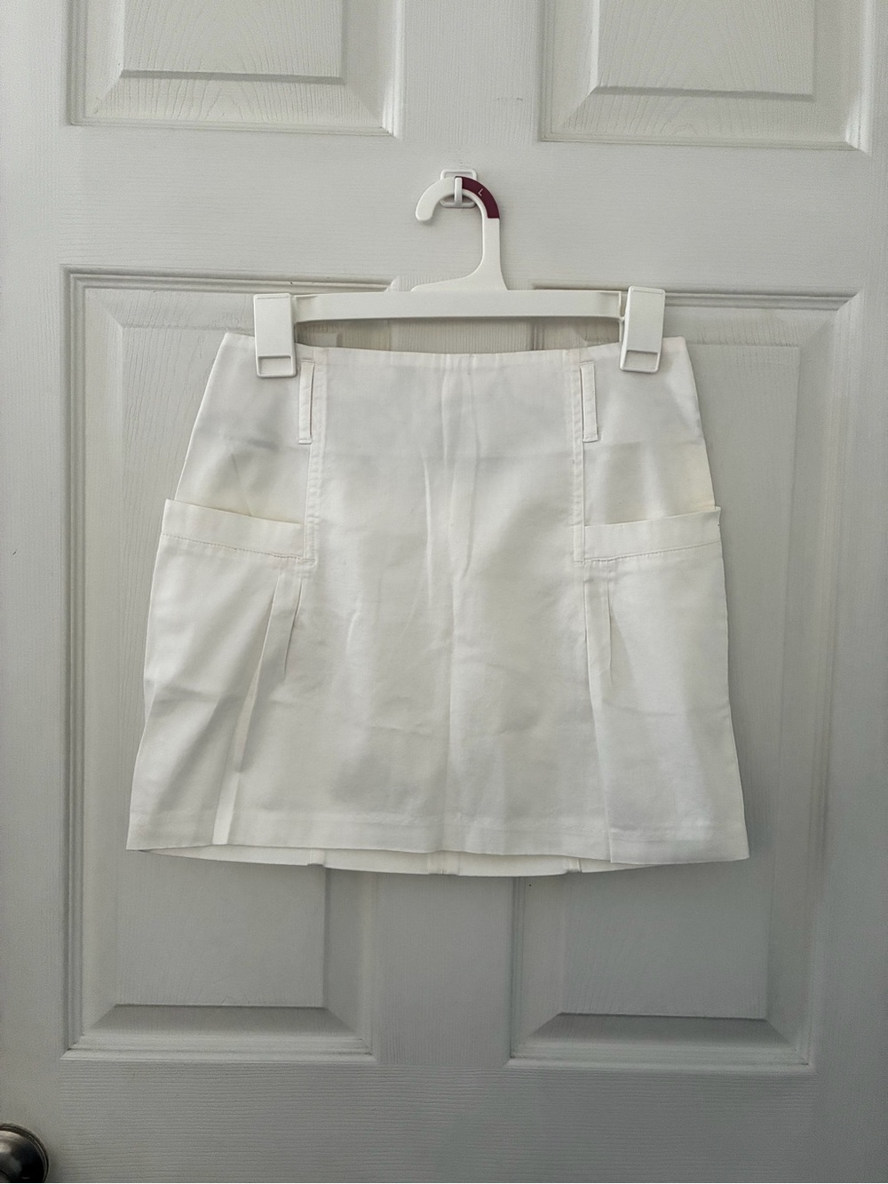 Guess White Mini Skirt with Front Pockets